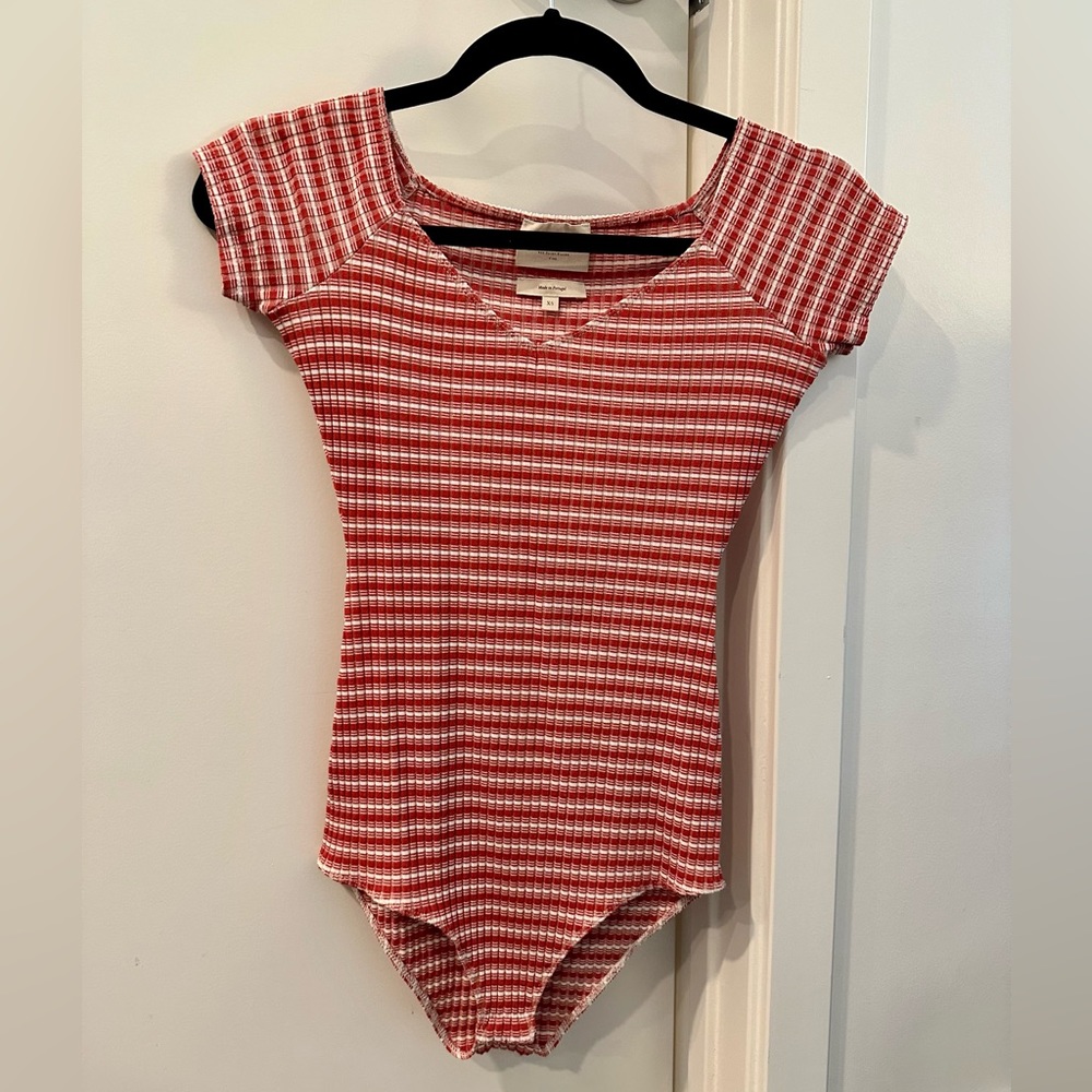 🇫🇷 sezane red striped bodysuit
